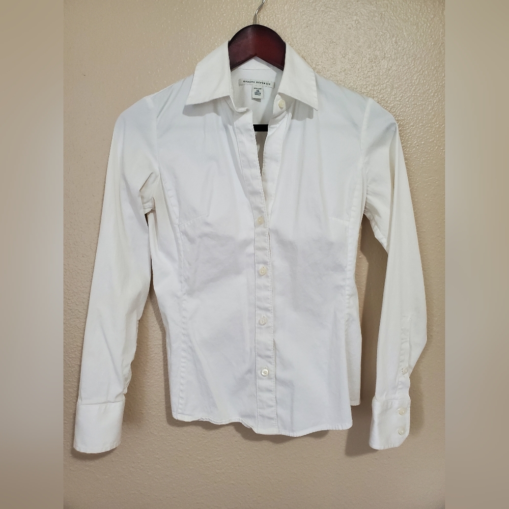 Banana Republic White Women's blouse, sz XS
